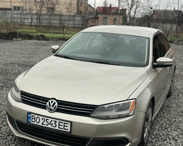 Бежевий Фольксваген Джетта, об'ємом двигуна 2.5 л та пробігом 282 тис. км за 7400 $, фото 2 на Automoto.ua