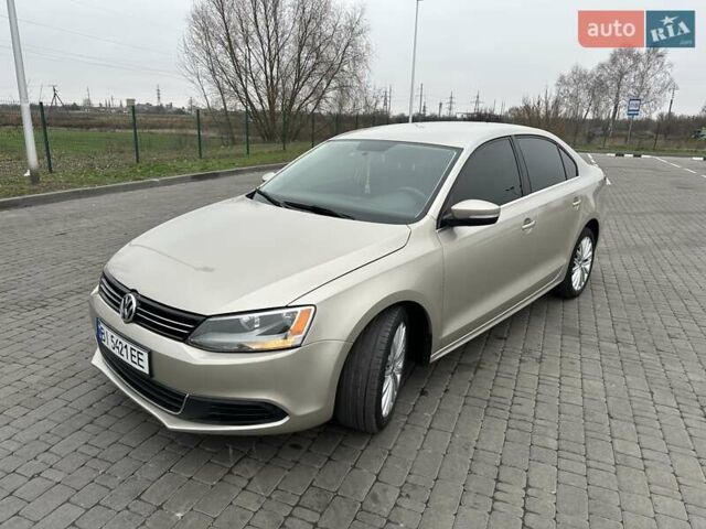 Бежевый Фольксваген Джетта, объемом двигателя 2.5 л и пробегом 224 тыс. км за 8600 $, фото 5 на Automoto.ua
