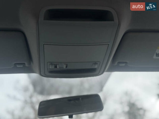 Бежевий Фольксваген Джетта, об'ємом двигуна 2.5 л та пробігом 282 тис. км за 7400 $, фото 30 на Automoto.ua