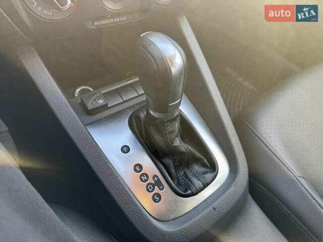 Бежевый Фольксваген Джетта, объемом двигателя 2.48 л и пробегом 289 тыс. км за 7999 $, фото 34 на Automoto.ua