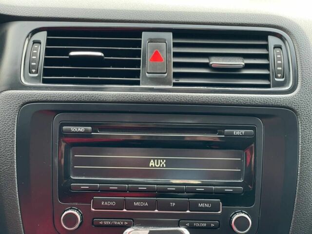 Бежевый Фольксваген Джетта, объемом двигателя 1.4 л и пробегом 199 тыс. км за 8900 $, фото 10 на Automoto.ua