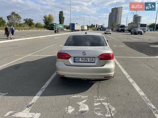 Бежевый Фольксваген Джетта, объемом двигателя 2 л и пробегом 219 тыс. км за 9200 $, фото 7 на Automoto.ua