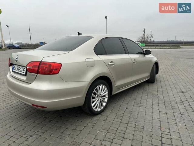 Бежевый Фольксваген Джетта, объемом двигателя 2.5 л и пробегом 224 тыс. км за 8600 $, фото 3 на Automoto.ua