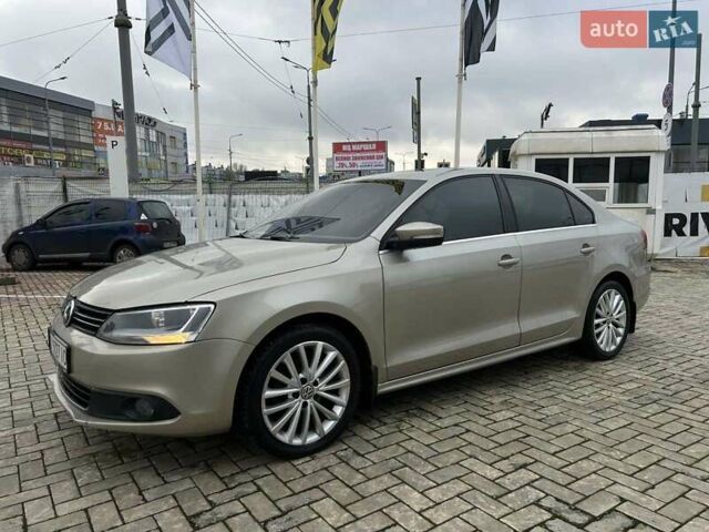 Бежевый Фольксваген Джетта, объемом двигателя 1.97 л и пробегом 184 тыс. км за 8900 $, фото 12 на Automoto.ua