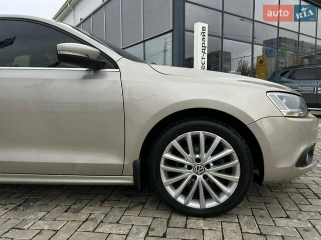 Бежевый Фольксваген Джетта, объемом двигателя 1.97 л и пробегом 184 тыс. км за 8900 $, фото 8 на Automoto.ua