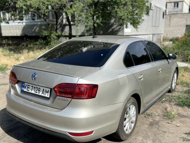 Бежевый Фольксваген Джетта, объемом двигателя 1.4 л и пробегом 235 тыс. км за 7000 $, фото 1 на Automoto.ua