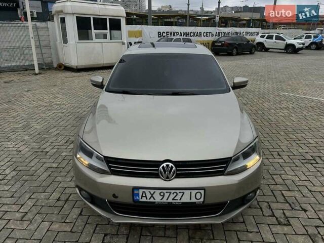 Бежевый Фольксваген Джетта, объемом двигателя 1.97 л и пробегом 184 тыс. км за 8900 $, фото 13 на Automoto.ua