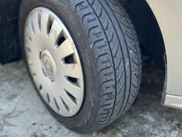 Бежевый Фольксваген Джетта, объемом двигателя 1.8 л и пробегом 221 тыс. км за 7400 $, фото 5 на Automoto.ua