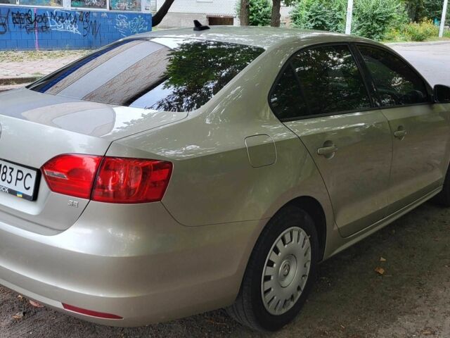 Бежевый Фольксваген Джетта, объемом двигателя 1.8 л и пробегом 240 тыс. км за 7900 $, фото 3 на Automoto.ua