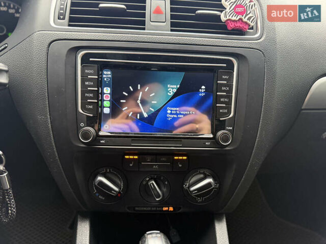 Бежевый Фольксваген Джетта, объемом двигателя 1.97 л и пробегом 238 тыс. км за 8800 $, фото 14 на Automoto.ua