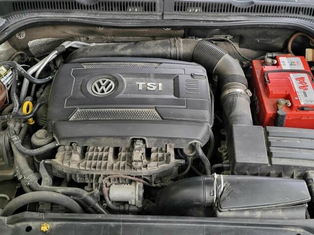 Бежевый Фольксваген Джетта, объемом двигателя 1.8 л и пробегом 240 тыс. км за 7900 $, фото 6 на Automoto.ua