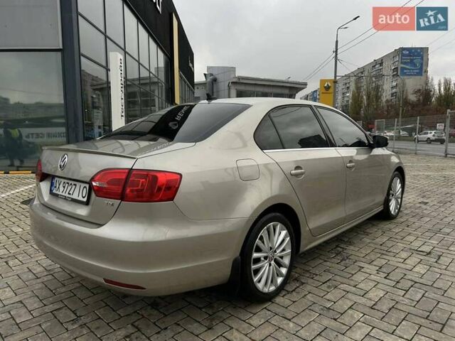 Бежевый Фольксваген Джетта, объемом двигателя 1.97 л и пробегом 184 тыс. км за 8900 $, фото 5 на Automoto.ua