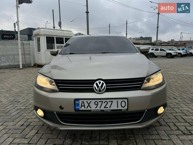 Бежевый Фольксваген Джетта, объемом двигателя 1.97 л и пробегом 184 тыс. км за 8900 $, фото 11 на Automoto.ua