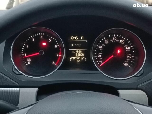 Бежевий Фольксваген Джетта, об'ємом двигуна 1.8 л та пробігом 163 тис. км за 9990 $, фото 23 на Automoto.ua