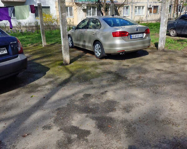 Бежевий Фольксваген Джетта, об'ємом двигуна 1.78 л та пробігом 163 тис. км за 9500 $, фото 3 на Automoto.ua