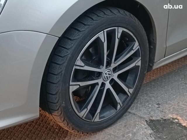 Бежевий Фольксваген Джетта, об'ємом двигуна 1.8 л та пробігом 163 тис. км за 9990 $, фото 3 на Automoto.ua