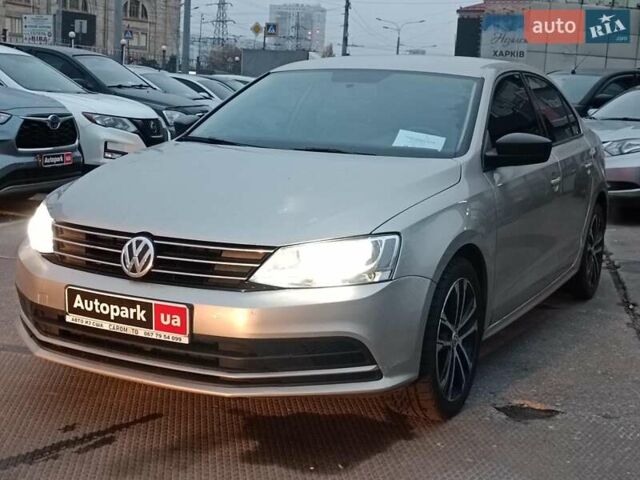 Бежевий Фольксваген Джетта, об'ємом двигуна 1.8 л та пробігом 163 тис. км за 9990 $, фото 3 на Automoto.ua