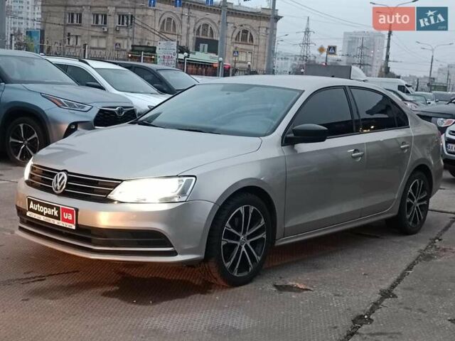 Бежевий Фольксваген Джетта, об'ємом двигуна 1.8 л та пробігом 163 тис. км за 9990 $, фото 4 на Automoto.ua