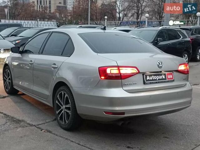 Бежевий Фольксваген Джетта, об'ємом двигуна 1.8 л та пробігом 163 тис. км за 9990 $, фото 12 на Automoto.ua