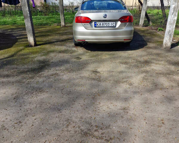 Бежевий Фольксваген Джетта, об'ємом двигуна 1.78 л та пробігом 163 тис. км за 9500 $, фото 2 на Automoto.ua