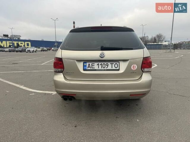 Бежевий Фольксваген Джетта, об'ємом двигуна 2.48 л та пробігом 220 тис. км за 7200 $, фото 3 на Automoto.ua