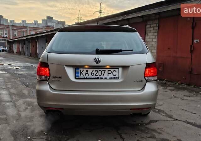 Бежевый Фольксваген Джетта, объемом двигателя 2.48 л и пробегом 254 тыс. км за 8299 $, фото 3 на Automoto.ua