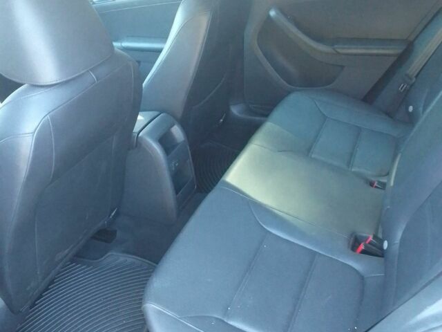 Фольксваген Джетта 2016 в Луцке на Automoto.ua Черный Фольксваген Джетта, объемом двигателя 1.4 л и пробегом 135 тыс. км за 8700 $, фото 4 на Automoto.ua