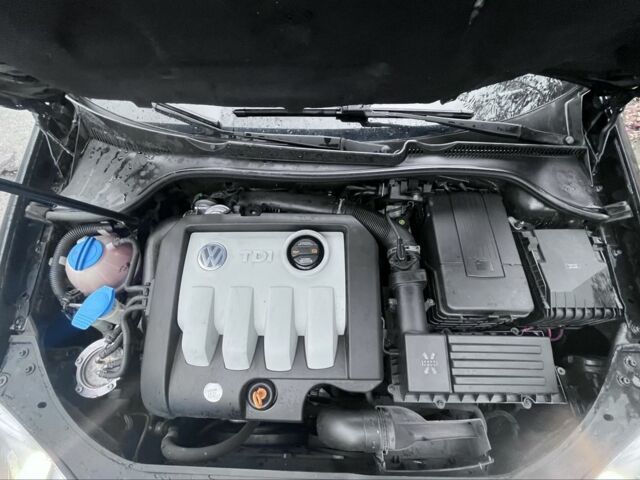 Черный Фольксваген Джетта, объемом двигателя 1.9 л и пробегом 319 тыс. км за 3490 $, фото 21 на Automoto.ua