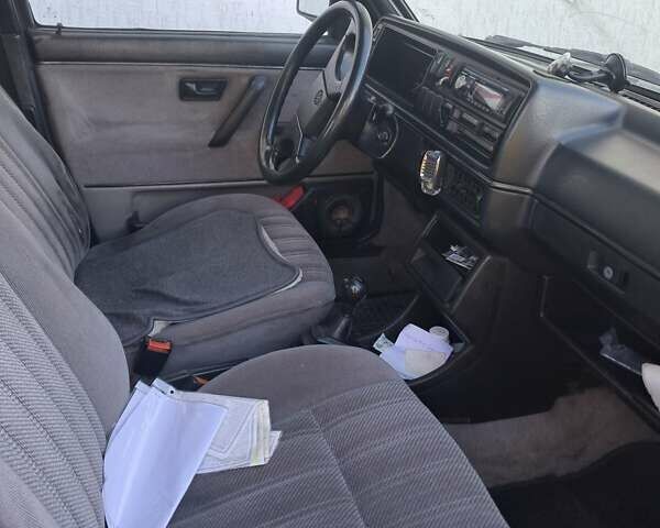 Чорний Фольксваген Джетта, об'ємом двигуна 1.6 л та пробігом 270 тис. км за 800 $, фото 3 на Automoto.ua