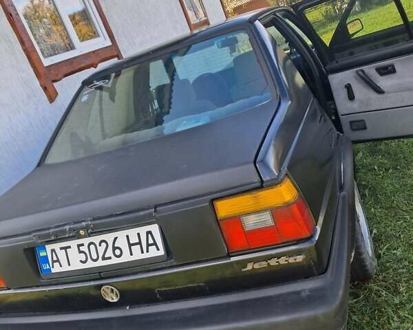 Чорний Фольксваген Джетта, об'ємом двигуна 1.6 л та пробігом 270 тис. км за 800 $, фото 6 на Automoto.ua