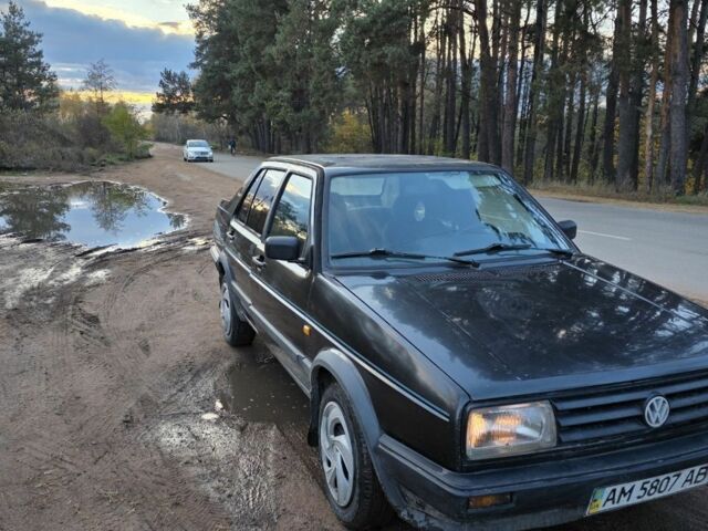 Чорний Фольксваген Джетта, об'ємом двигуна 1.6 л та пробігом 333 тис. км за 800 $, фото 2 на Automoto.ua