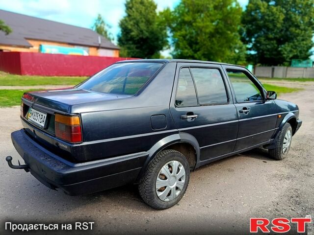 Черный Фольксваген Джетта, объемом двигателя 1.6 л и пробегом 500 тыс. км за 1200 $, фото 2 на Automoto.ua