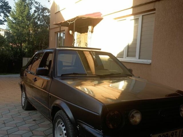 Чорний Фольксваген Джетта, об'ємом двигуна 1.6 л та пробігом 300 тис. км за 1200 $, фото 1 на Automoto.ua