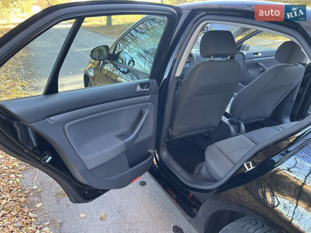 Черный Фольксваген Джетта, объемом двигателя 1.6 л и пробегом 197 тыс. км за 6100 $, фото 15 на Automoto.ua