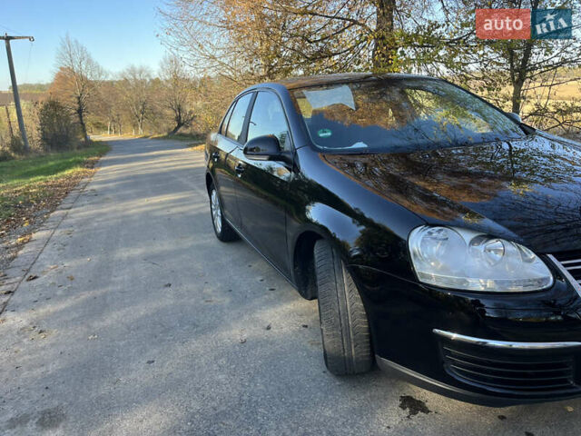 Черный Фольксваген Джетта, объемом двигателя 1.6 л и пробегом 197 тыс. км за 6100 $, фото 19 на Automoto.ua