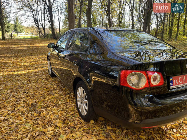 Черный Фольксваген Джетта, объемом двигателя 1.6 л и пробегом 197 тыс. км за 6100 $, фото 2 на Automoto.ua