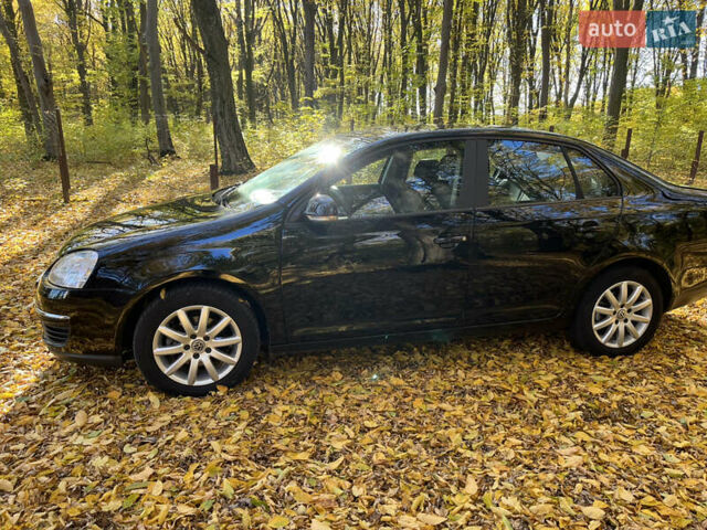 Черный Фольксваген Джетта, объемом двигателя 1.6 л и пробегом 197 тыс. км за 6100 $, фото 1 на Automoto.ua