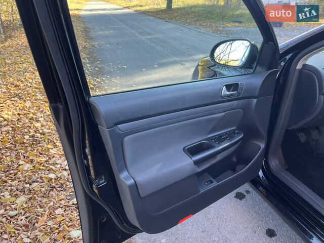 Черный Фольксваген Джетта, объемом двигателя 1.6 л и пробегом 197 тыс. км за 6100 $, фото 12 на Automoto.ua