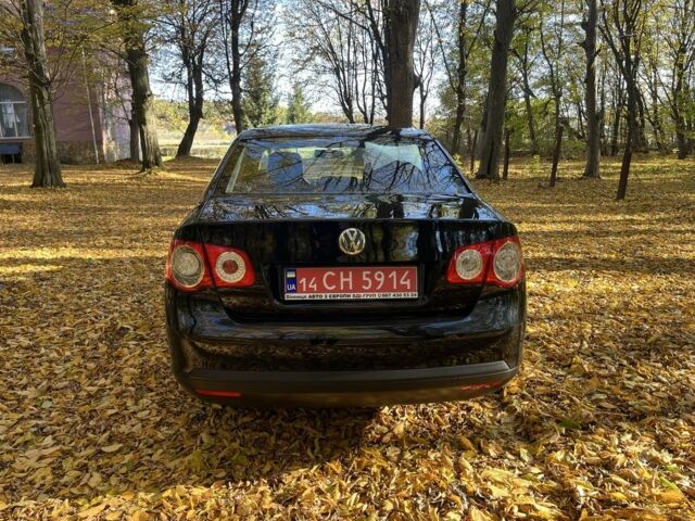 Черный Фольксваген Джетта, объемом двигателя 1.6 л и пробегом 197 тыс. км за 6100 $, фото 5 на Automoto.ua