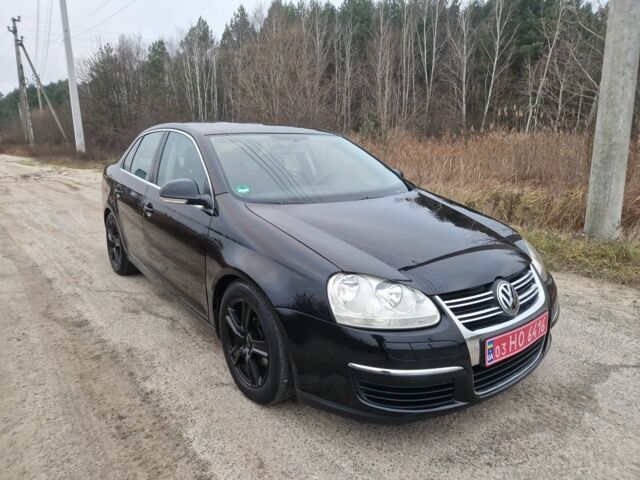 Черный Фольксваген Джетта, объемом двигателя 1.6 л и пробегом 154 тыс. км за 5999 $, фото 2 на Automoto.ua