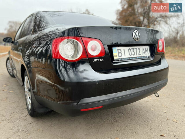 Черный Фольксваген Джетта, объемом двигателя 1.6 л и пробегом 195 тыс. км за 5400 $, фото 4 на Automoto.ua