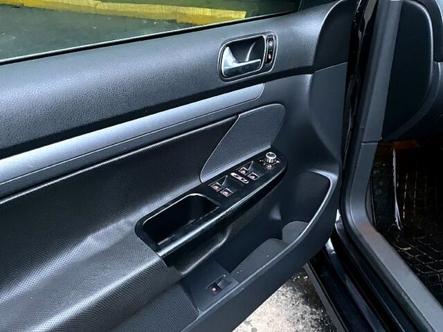 Черный Фольксваген Джетта, объемом двигателя 2 л и пробегом 290 тыс. км за 5300 $, фото 8 на Automoto.ua