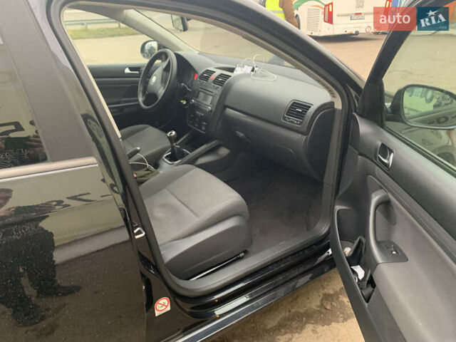 Чорний Фольксваген Джетта, об'ємом двигуна 1.6 л та пробігом 250 тис. км за 6400 $, фото 11 на Automoto.ua