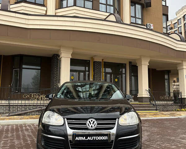 Черный Фольксваген Джетта, объемом двигателя 1.6 л и пробегом 243 тыс. км за 6000 $, фото 8 на Automoto.ua