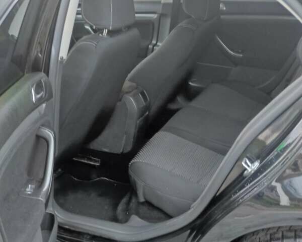 Черный Фольксваген Джетта, объемом двигателя 1.6 л и пробегом 210 тыс. км за 5200 $, фото 6 на Automoto.ua