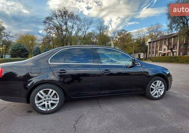 Черный Фольксваген Джетта, объемом двигателя 1.6 л и пробегом 199 тыс. км за 6000 $, фото 12 на Automoto.ua