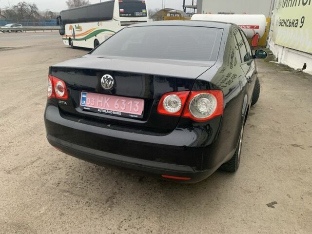 Чорний Фольксваген Джетта, об'ємом двигуна 1.6 л та пробігом 250 тис. км за 5999 $, фото 6 на Automoto.ua
