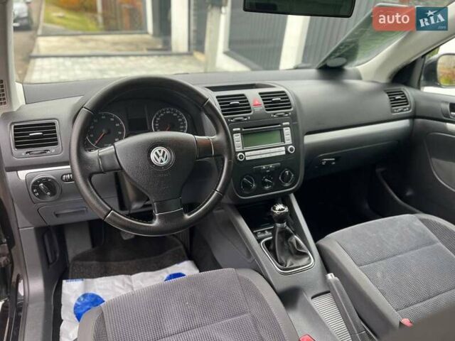Фольксваген Джетта 2006 в Хмельницком на Automoto.ua Черный Фольксваген Джетта, объемом двигателя 1.6 л и пробегом 188 тыс. км за 6599 $, фото 46 на Automoto.ua
