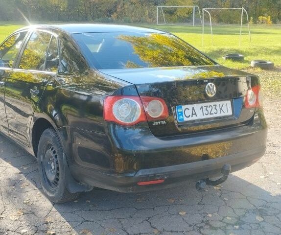 Черный Фольксваген Джетта, объемом двигателя 1.9 л и пробегом 240 тыс. км за 4600 $, фото 1 на Automoto.ua