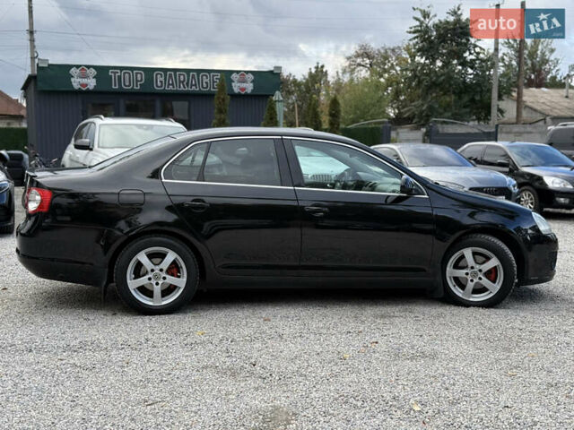 Черный Фольксваген Джетта, объемом двигателя 2.5 л и пробегом 320 тыс. км за 6300 $, фото 6 на Automoto.ua